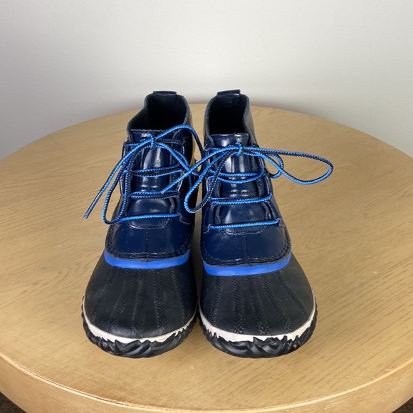 Sorel Out n About Waterproof Duck Boots Snow Winter Spring Rain Navy Blue 7.5 - Picture 2 of 9